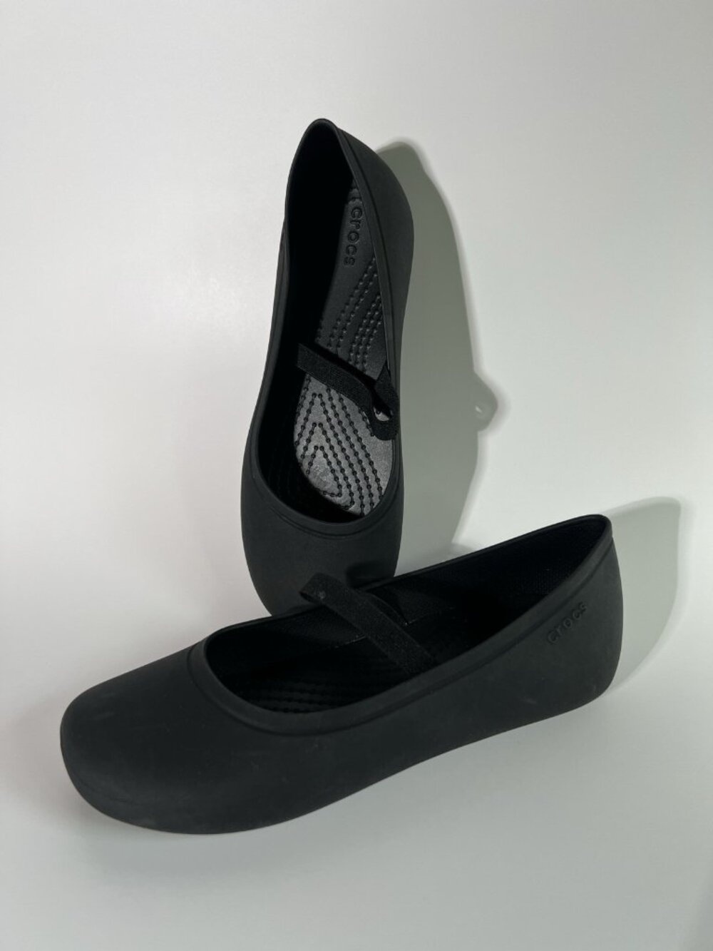 CROCS Girls Black Mary Jane Ballet Flats size J 6 Classic - Picture 10 of 13